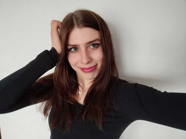A profil fényképe desirePIA