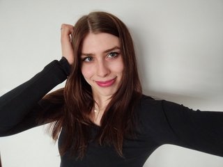 Erotikus videocsevegés desirePIA