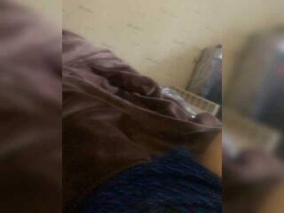 Erotikus videocsevegés KisasexAlex