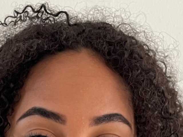 A profil fényképe dhanavaldiri