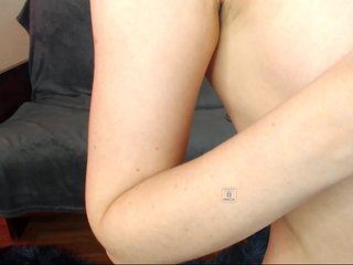 Erotikus videocsevegés DiaFoxi