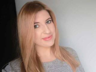 Erotikus videocsevegés DianaDream