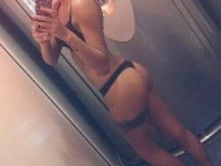 Erotikus videocsevegés didimonroe