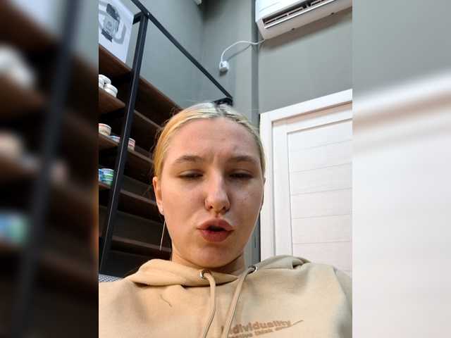 Sugárzási képernyőképek Dilaraaa