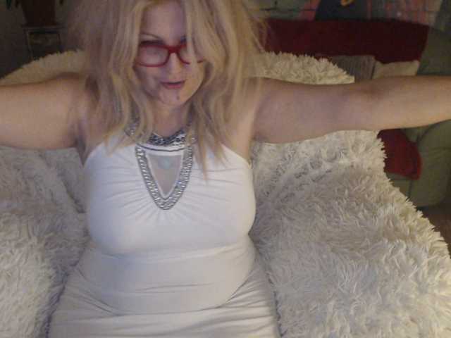 Sugárzási képernyőképek Angel_Dm_Milf