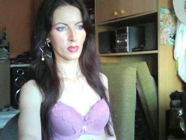 Fényképek DizaKitty here..welcome..;) lovely tips..;pp ;d!manyymany:O ;)) PM10ShowTongue30SendKiss40DirtyTalk200ShowDessous300Dance500Ass1000ShowOutfit5Twerk500Fantasy talking100DrinkJuice10ShowFeet30HandHellobyebye5 all for negotiation...:)