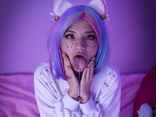 Erotikus videocsevegés DOLL-JOY