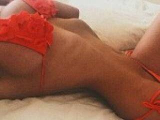 Erotikus videocsevegés dolllss