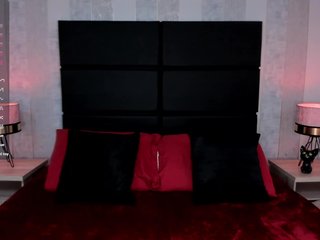 Erotikus videocsevegés DollyConnor