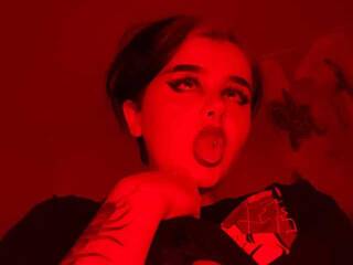 Erotikus videocsevegés Dora-Gray