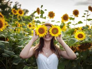 Erotikus videocsevegés DULCE-TAYLOR