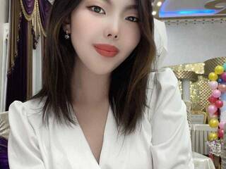 Erotikus videocsevegés DzhuZong