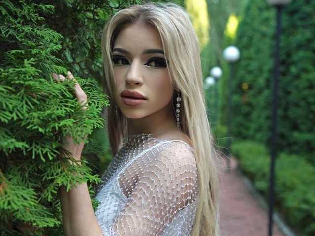 A profil fényképe EdgedPale