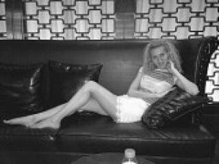 Erotikus videocsevegés eastcandy