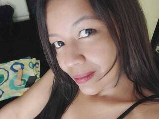 Erotikus videocsevegés Ebony-Lis