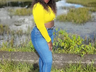 Erotikus videocsevegés Ebony-sofia