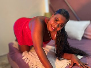 Erotikus videocsevegés ebonysugar7