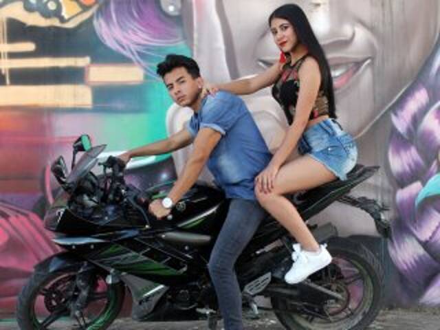 A profil fényképe Edward-Megan