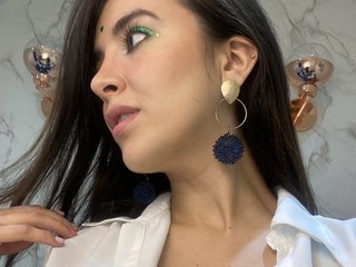 Erotikus videocsevegés EffyRoses