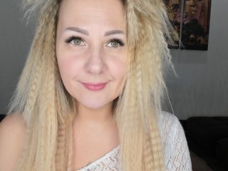 Erotikus videocsevegés EleanorDodson