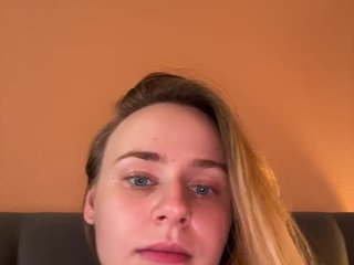 Erotikus videocsevegés elegantbabe