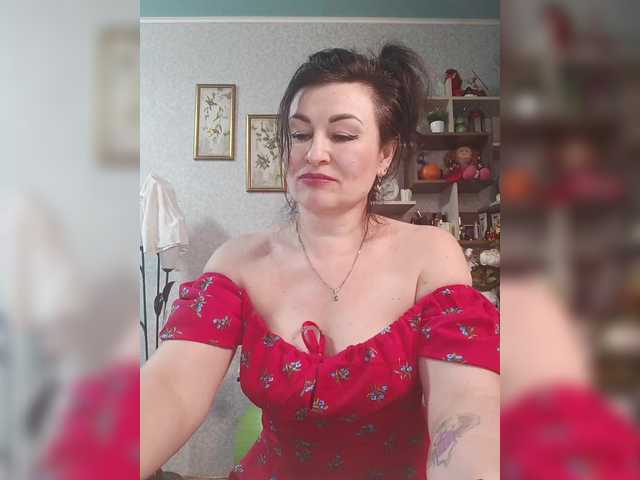 Sugárzási képernyőképek Ellie_