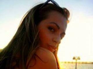 Erotikus videocsevegés elenage