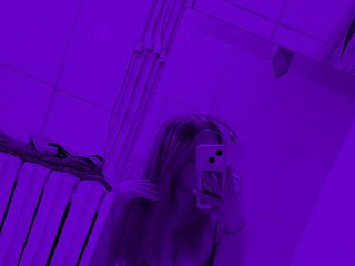 Erotikus videocsevegés Eleonora