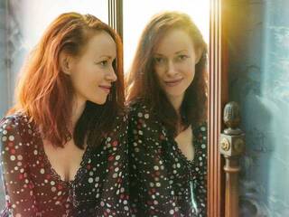 Erotikus videocsevegés elfire