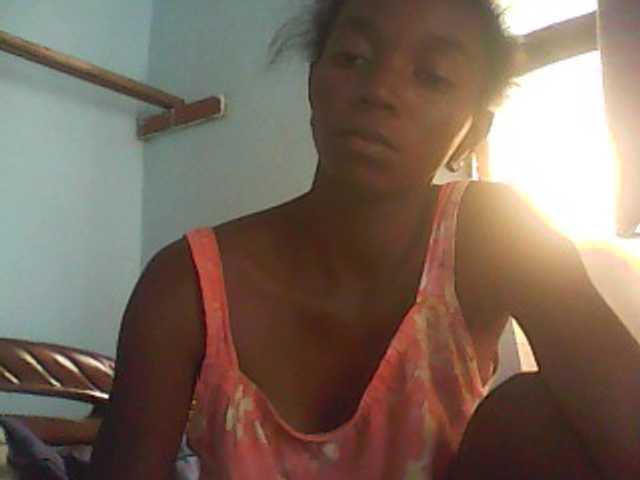 Sugárzási képernyőképek ElianeXhot