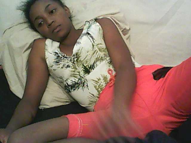 Sugárzási képernyőképek ElianeXhot