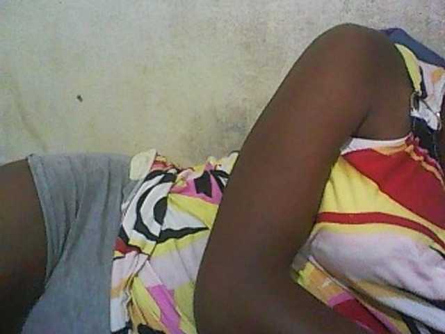 Sugárzási képernyőképek ElianeXhot