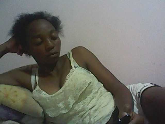 Sugárzási képernyőképek ElianeXhot