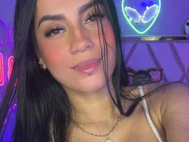 A profil fényképe EliJass