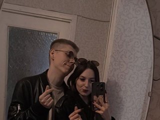 Erotikus videocsevegés ElinaAndAlex