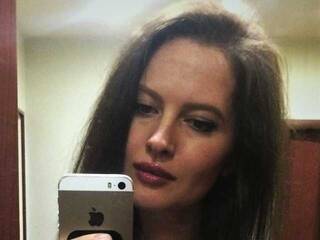 Erotikus videocsevegés Elinn1