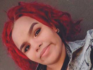 Erotikus videocsevegés Elirojo