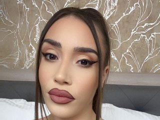 Erotikus videocsevegés ElizaIbarra