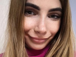 Erotikus videocsevegés Ella-Lizzie