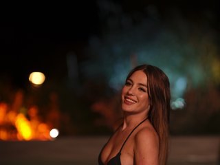 Erotikus videocsevegés EllaRayy