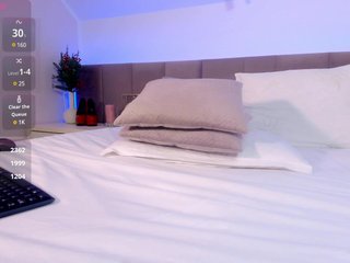 Erotikus videocsevegés EllaWhite