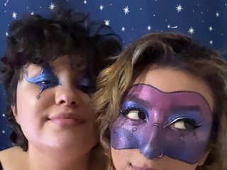 Erotikus videocsevegés Ellie-Raven