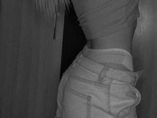 Erotikus videocsevegés Ellievans