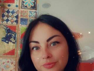 Erotikus videocsevegés Ellisha-Ellis