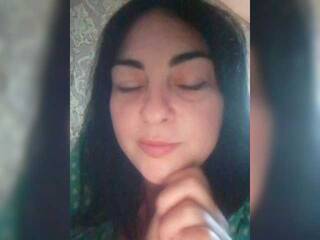 Erotikus videocsevegés Ellisha-Ellis