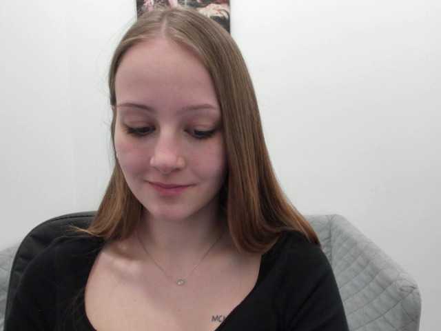 Fényképek ElsaJean18 Enjoy my lovely #hot show! Warm welcome to everybody! I want to feel you guys #hot #teen #dance #show