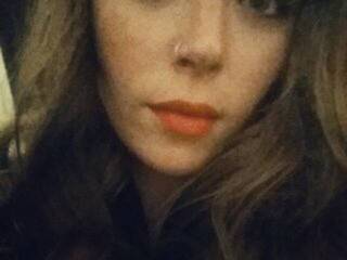 Erotikus videocsevegés EmeraldLove