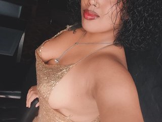 Erotikus videocsevegés Emha-Lopez