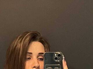 Erotikus videocsevegés Reina_Kaneko