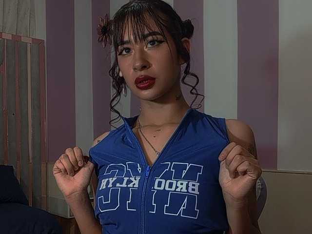 A profil fényképe emily-cute